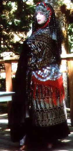 Izora's costume is very representative of the American tribal style.
